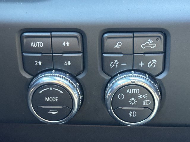 Used 2023 GMC Sierra 1500 AT4X AWD/4WD image 30