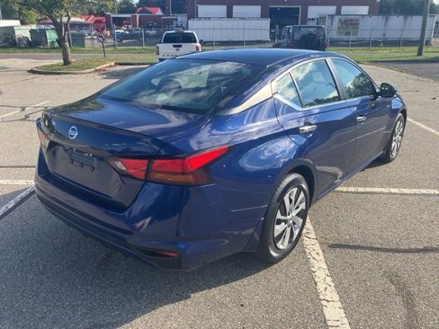 Used 2022 Nissan Altima 2.5 S image 5