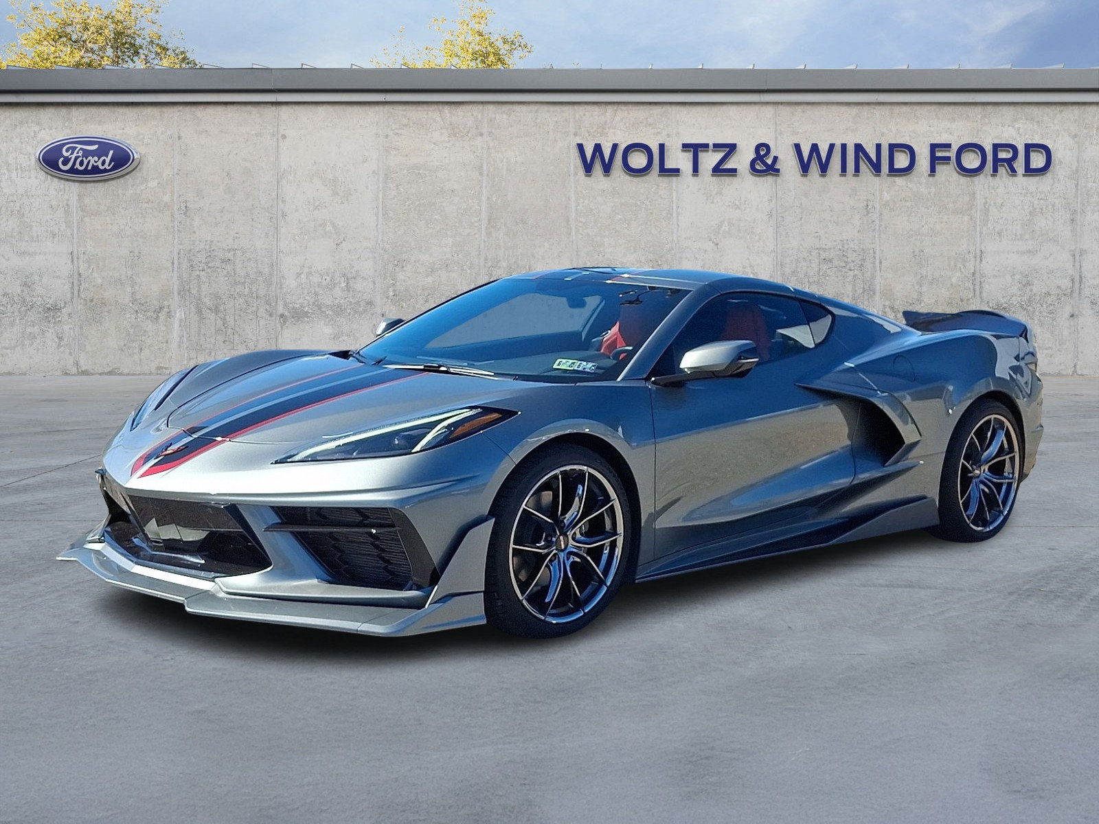 Used 2022 Chevrolet Corvette Stingray Coupe w/ 1LT RWD image 3