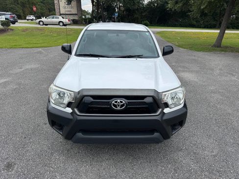 Used 2013 Toyota Tacoma 2WD Double Cab image 2