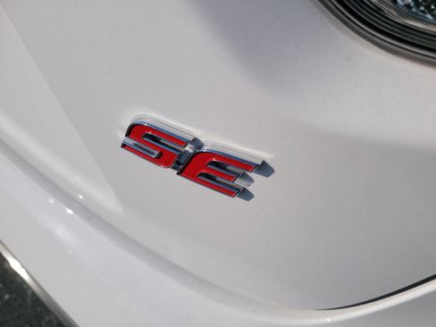 Used 2026 Toyota Corolla SE FWD image 11