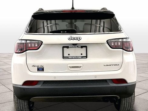 Used 2018 Jeep Compass Limited w/ Safe & Security Group AWD/4WD image 4