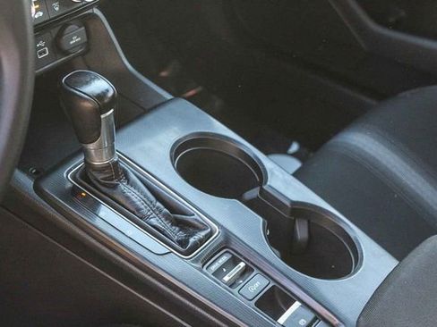 Used 2023 Honda Civic Sport image 27