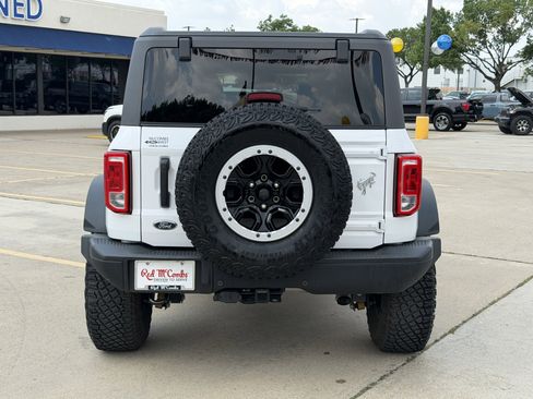 Certified 2024 Ford Bronco Black Diamond w/ Sasquatch Package AWD/4WD image 6