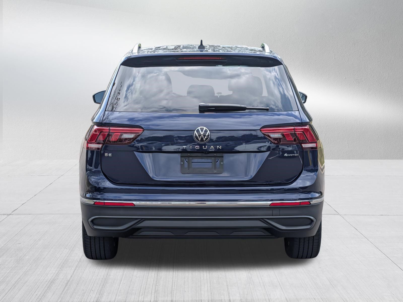 Certified 2022 Volkswagen Tiguan SE AWD/4WD image 6