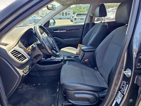 Used 2022 Kia Seltos S FWD image 12