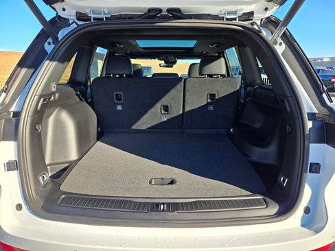 New 2025 Jeep Grand Cherokee Limited image 31