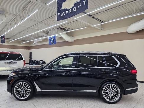 Used 2020 BMW X7 xDrive40i w/ Premium Package AWD/4WD image 9