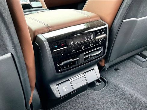 Certified 2025 Acura MDX SH-AWD w/ Advance Package image 30