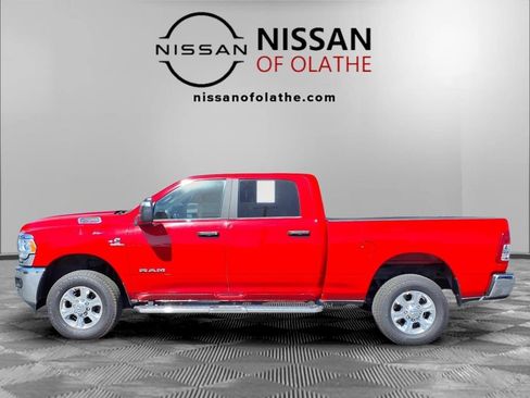 Used 2024 RAM 2500 Big Horn AWD/4WD image 19