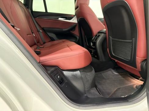 Certified 2024 BMW X4 xDrive30i w/ Premium Package AWD/4WD image 23