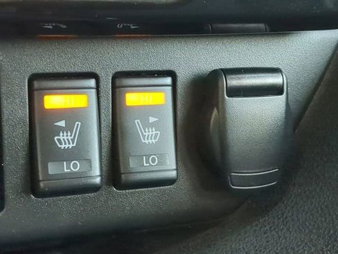 Used 2024 Nissan Leaf SV Plus image 21