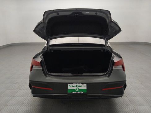 Used 2025 Hyundai Elantra Sport image 29