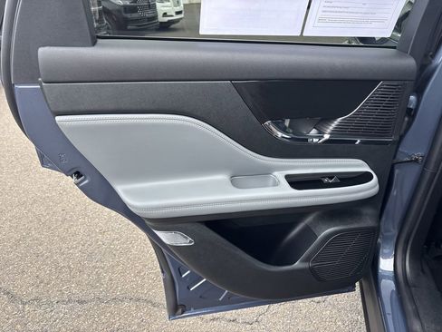 Certified 2022 Lincoln Corsair Reserve w/ Equipment Group 201A image 13