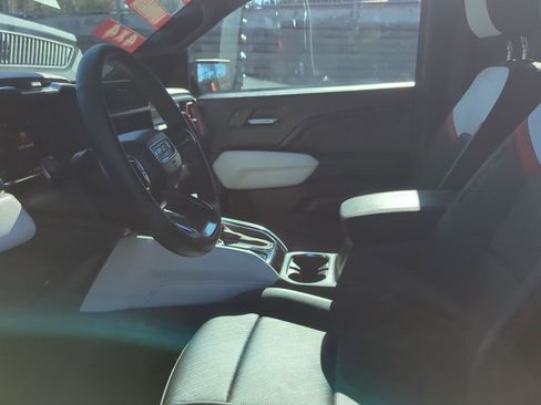 Used 2024 GMC Canyon AT4X image 12