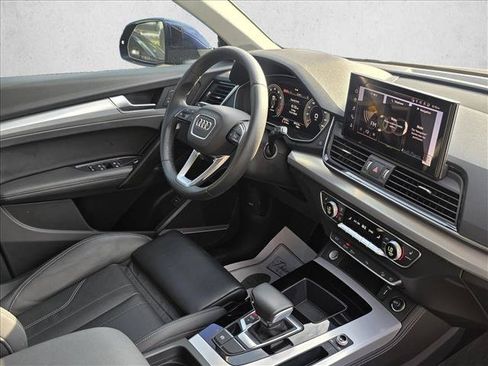 Certified 2024 Audi Q5 2.0T Premium Plus w/ Premium Plus Package AWD/4WD image 11