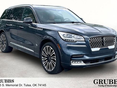 Used 2023 Lincoln Aviator Black Label w/ Dynamic Handling Package AWD/4WD image 1