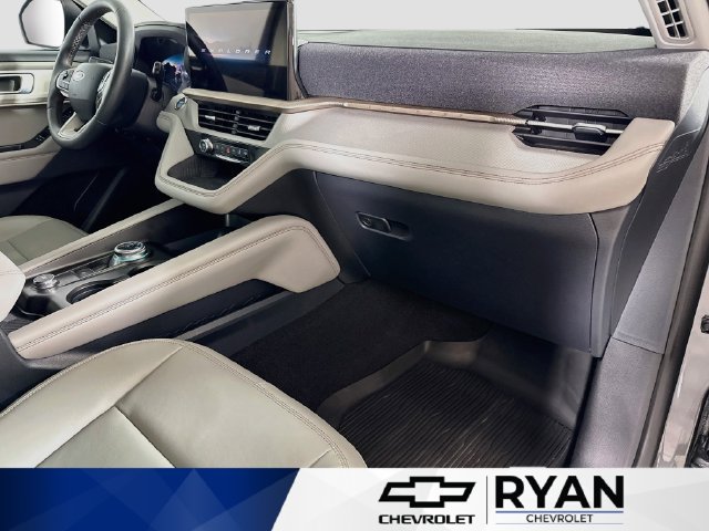 Used 2026 Ford Explorer Active w/ Active Comfort Package AWD/4WD image 30