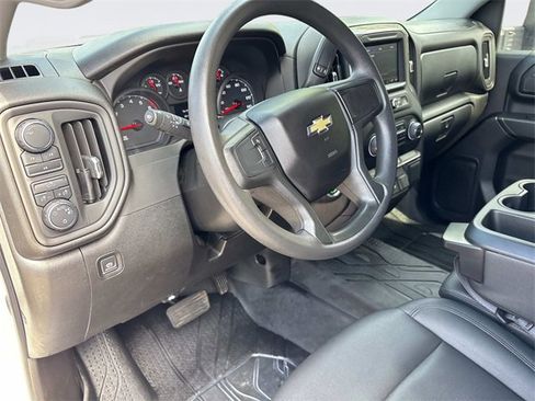 Used 2024 Chevrolet Silverado 3500 W/T image 26