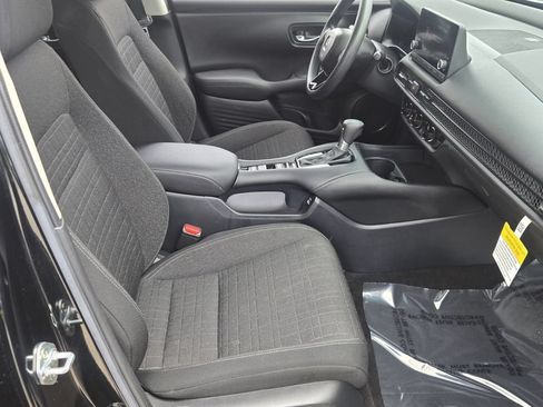 Certified 2023 Honda HR-V LX image 17