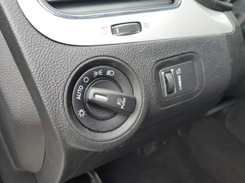 Certified 2019 Dodge Journey GT image 8