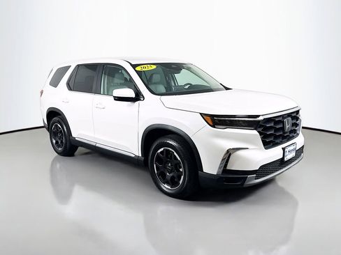 Certified 2025 Honda Pilot EX-L image 1