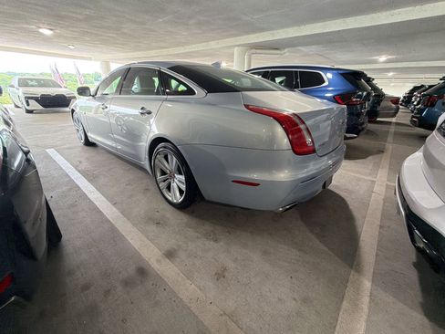 Used 2014 Jaguar XJ L Portfolio AWD/4WD image 2