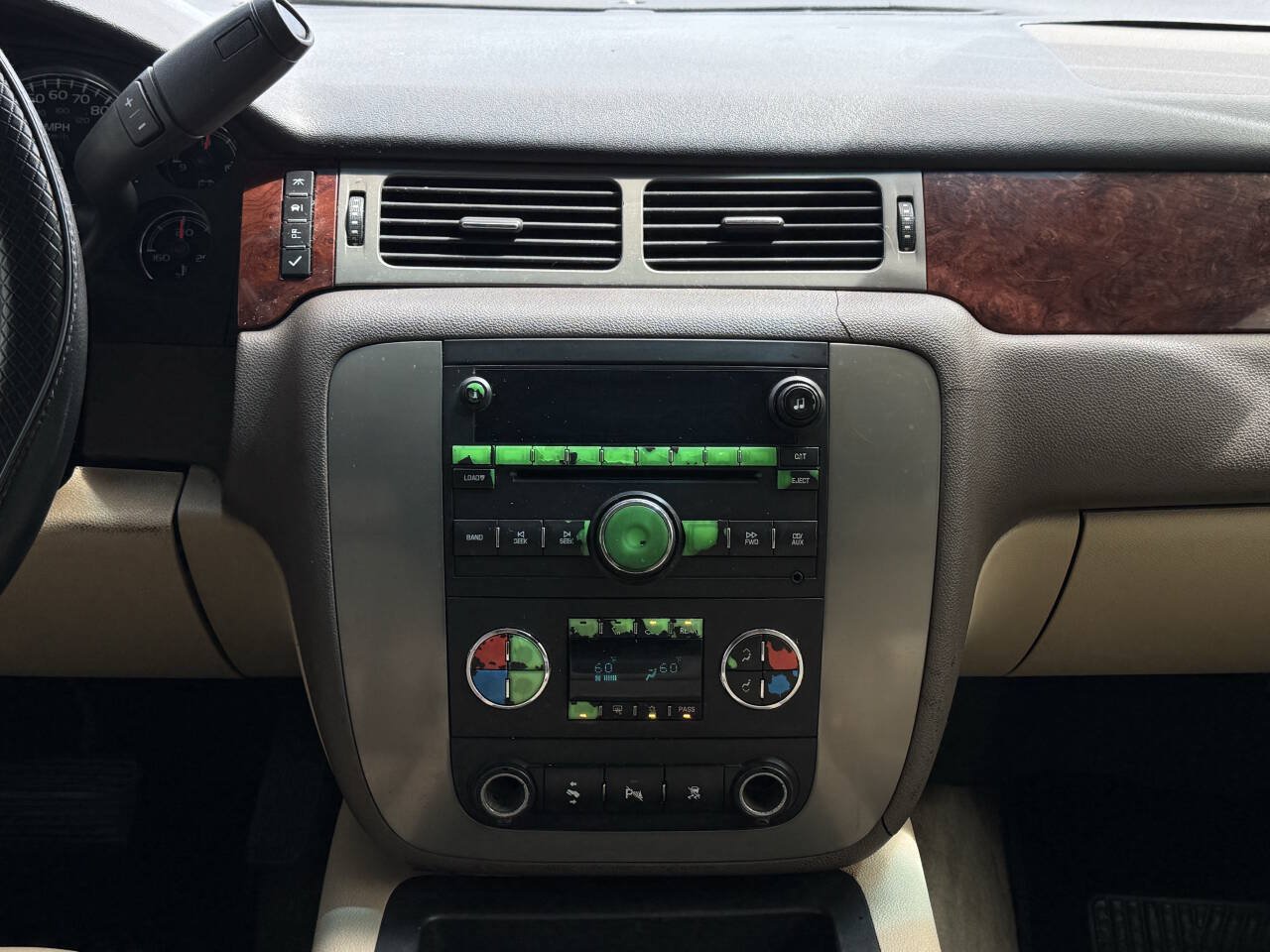 Used 2009 GMC Yukon SLT AWD/4WD image 19