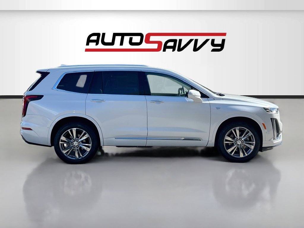 Used 2023 Cadillac XT6 Premium Luxury w/ Technology Package AWD/4WD image 8