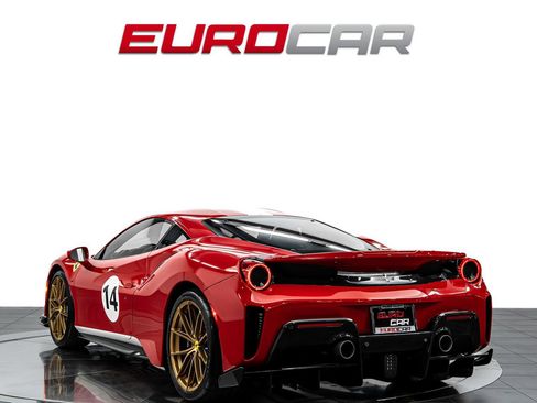Used 2020 Ferrari 488 Pista Coupe RWD image 3