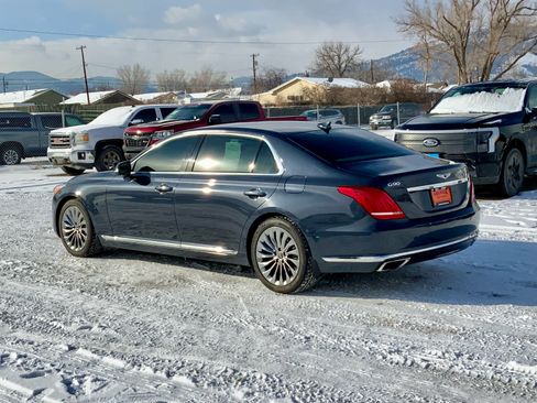Used 2017 Genesis G90 3.3T Premium image 3