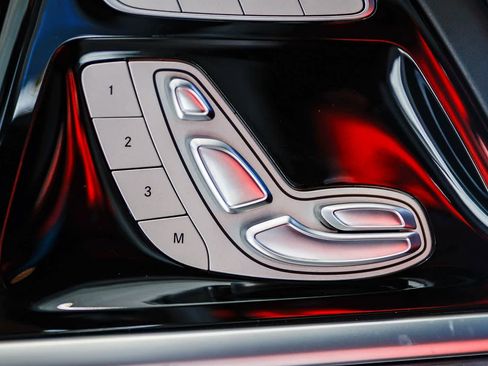 Used 2022 Mercedes-Benz G 63 AMG 4MATIC image 18