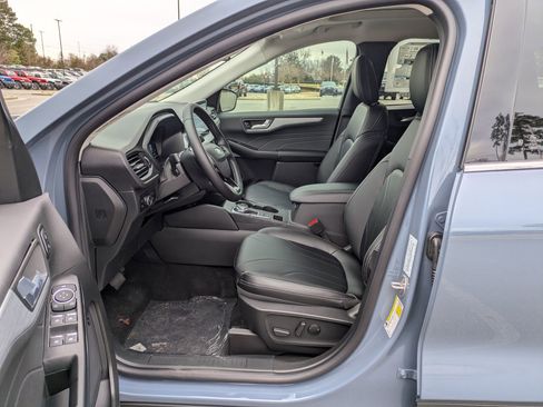 New 2026 Ford Escape SE w/ PHEV Premium Package image 12