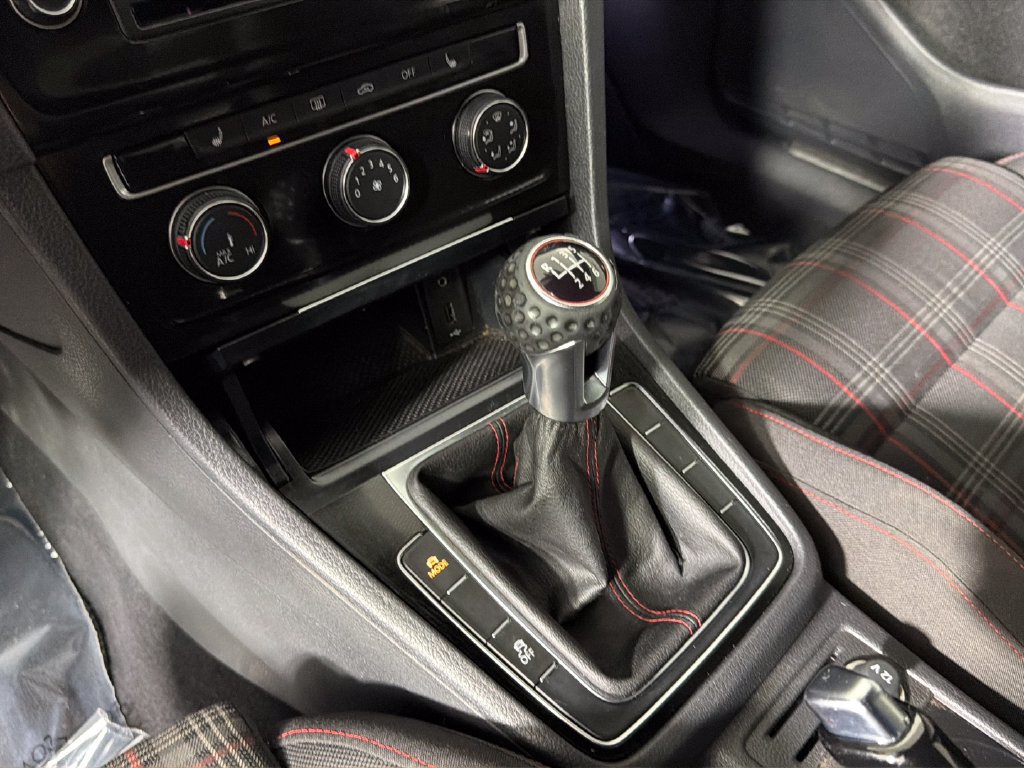 Used 2017 Volkswagen GTI S FWD image 22