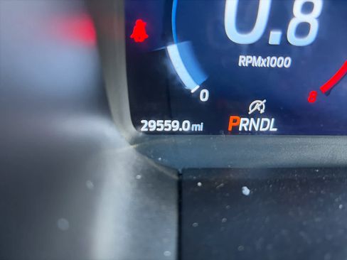 Used 2025 Ford Explorer ST-Line image 9