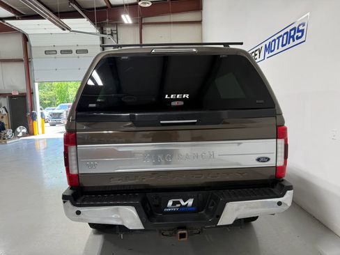 Used 2017 Ford F350 King Ranch w/ King Ranch Ultimate Package AWD/4WD image 5