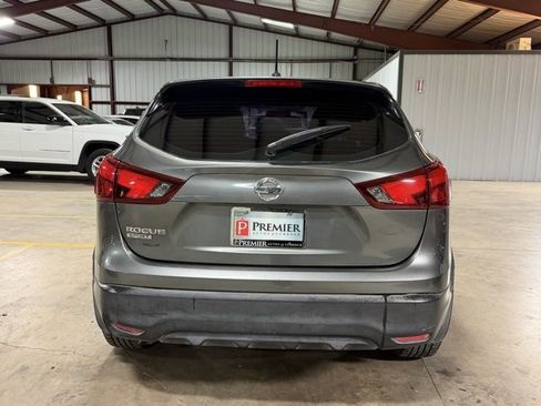 Used 2018 Nissan Rogue Sport S w/ S Appearance Package image 7