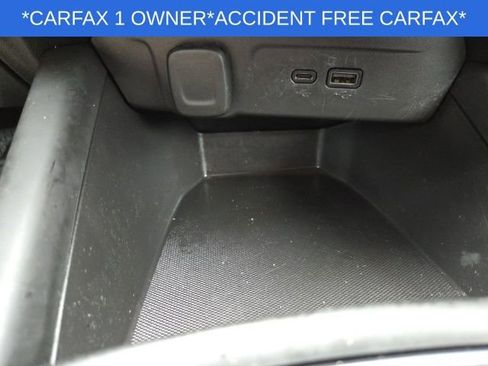 Used 2024 Chevrolet Trax RS w/ Sunroof Package FWD image 36