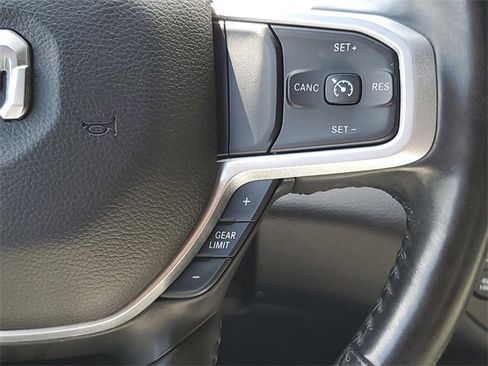 Used 2021 RAM 1500 Big Horn image 9