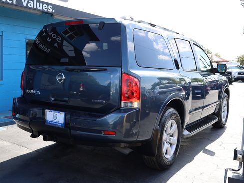 Used 2013 Nissan Armada SV image 4