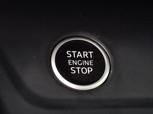 Used 2023 Audi Q3 2.0T Premium image 23