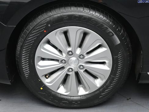 Used 2016 Hyundai Sonata SE FWD image 34