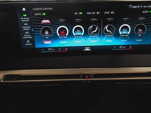 Used 2023 BMW iX xDrive50 w/ Convenience Package image 18