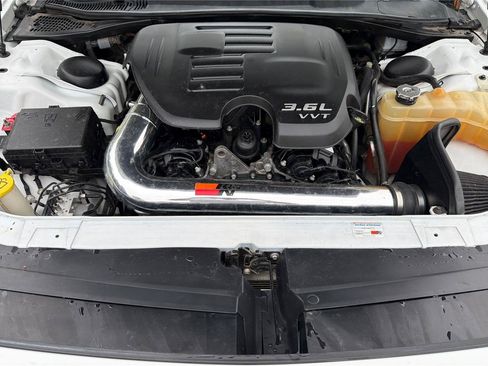 Used 2016 Dodge Challenger SXT w/ Sound Group RWD image 20