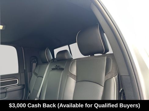 New 2026 RAM 2500 Laramie w/ Night Edition AWD/4WD image 18