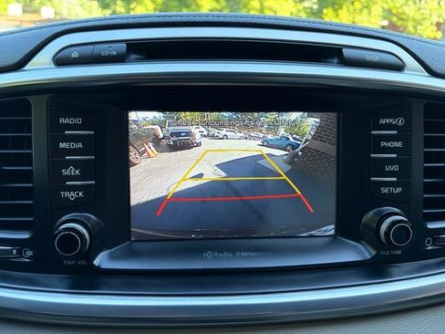 Used 2017 Kia Sorento EX AWD/4WD image 21