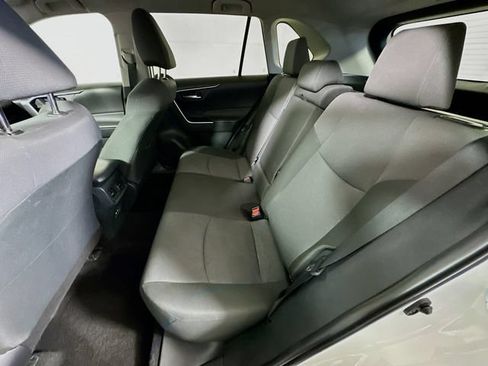 Certified 2025 Toyota RAV4 XLE FWD image 22