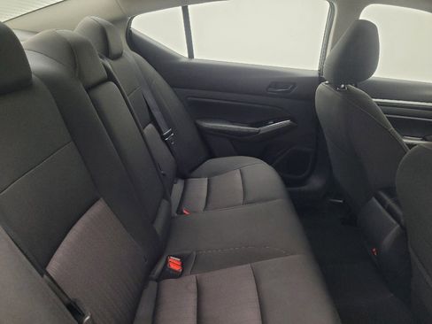 Used 2023 Nissan Altima 2.5 SV image 19