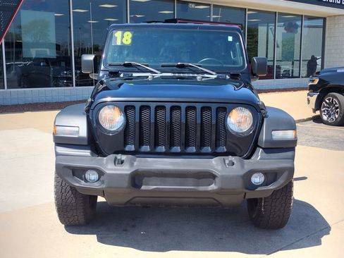 Used 2018 Jeep Wrangler Unlimited Sport w/ Dual Top Group AWD/4WD image 2
