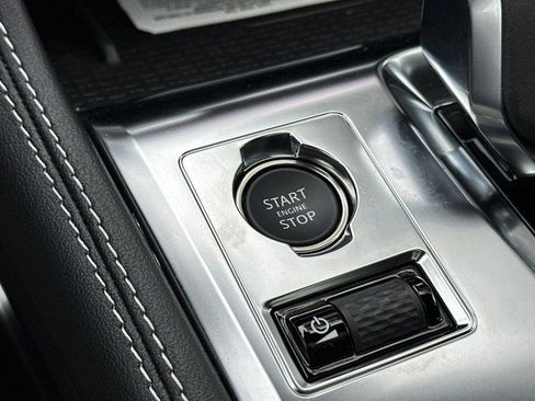 New 2024 Jaguar F-PACE R-Dynamic S AWD/4WD image 10